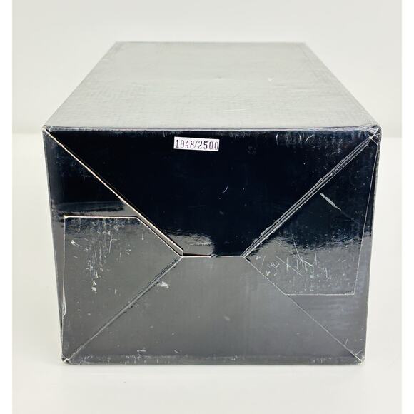 Sideshow Weta The Arms of Legolas Collection 1 Limited Edition 1948/2500 New - Picture 5 of 6